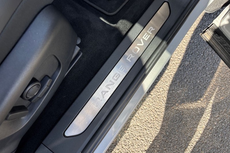 Used Land Rover Range Rover Evoque 2025 for sale - 77261795: Photo 36