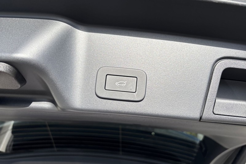 Used Land Rover Range Rover Evoque 2025 for sale - 77261795: Photo 38