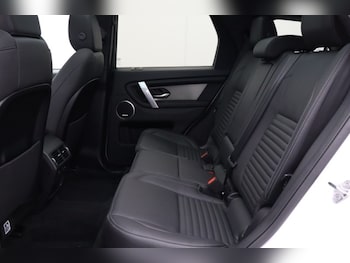 Used Land Rover Discovery Sport 2025 for sale - 79232145: Photo