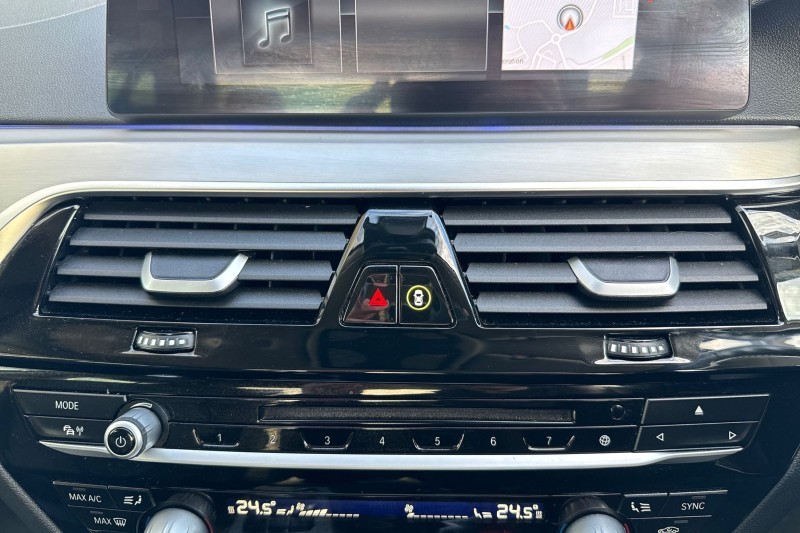 Used BMW 5 Series 2017 for sale - 77918096: Photo 32