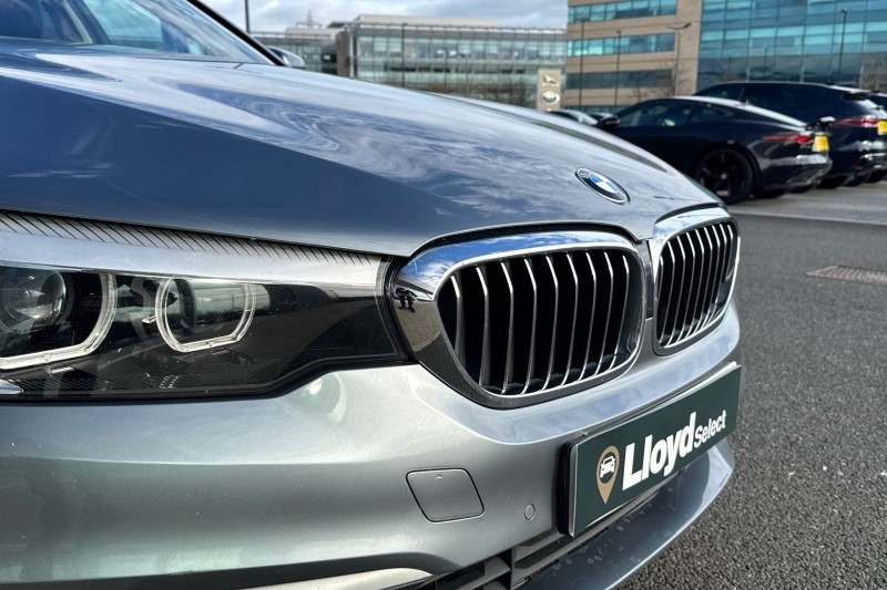 Used BMW 5 Series 2017 for sale - 77918096: Photo 38