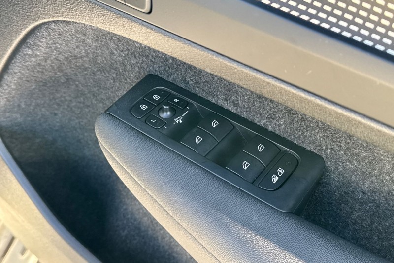 Used Volvo XC40 2024 for sale - 77005500: Photo 23