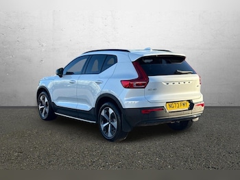Used Volvo XC40 2024 for sale - 77005500: Photo