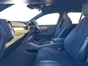 Used Volvo XC40 2024 for sale - 77005500: Photo