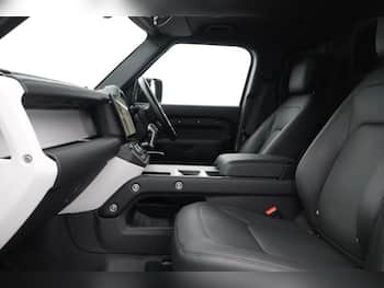 Used Land Rover Defender 2026 for sale - 79706179: Photo