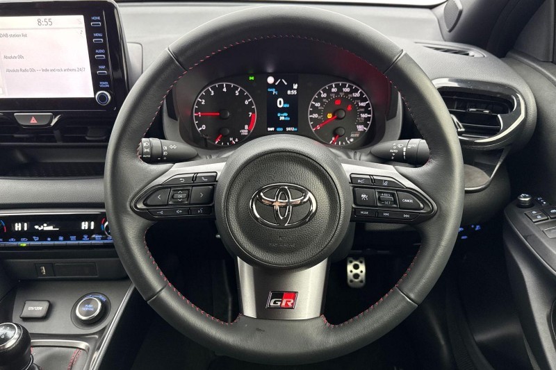 Used Toyota Yaris 2021 for sale - 77339572: Photo 15