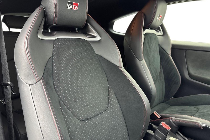 Used Toyota Yaris 2021 for sale - 77339572: Photo 25