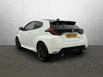 Used Toyota Yaris 2021 for sale - 77339572: Photo