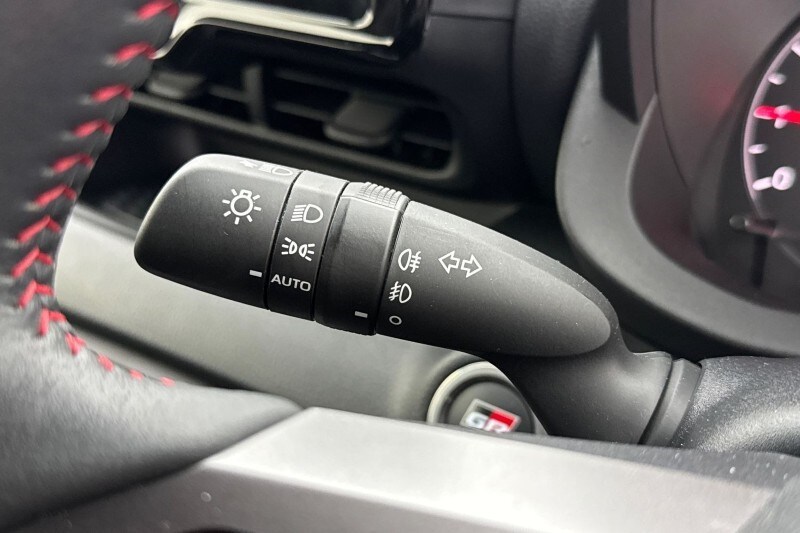 Used Toyota Yaris 2021 for sale - 77339572: Photo 51