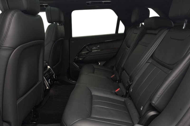 Used Land Rover Range Rover Sport 2024 for sale - 77449951: Photo 4