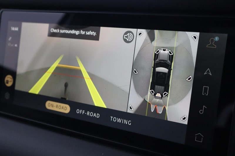 Used Land Rover Defender 2023 for sale - 77802075: Photo 12