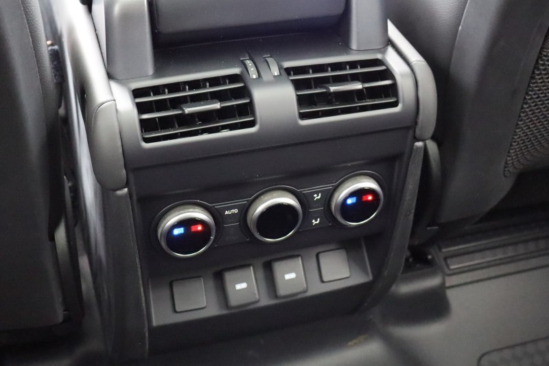 Used Land Rover Defender 2023 for sale - 77802075: Photo 18