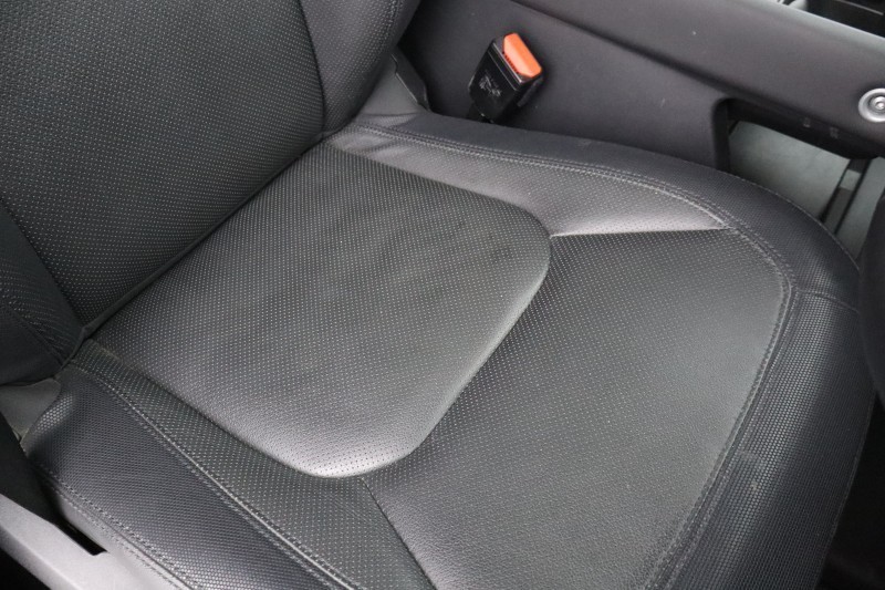 Used Land Rover Defender 2023 for sale - 77802075: Photo 26