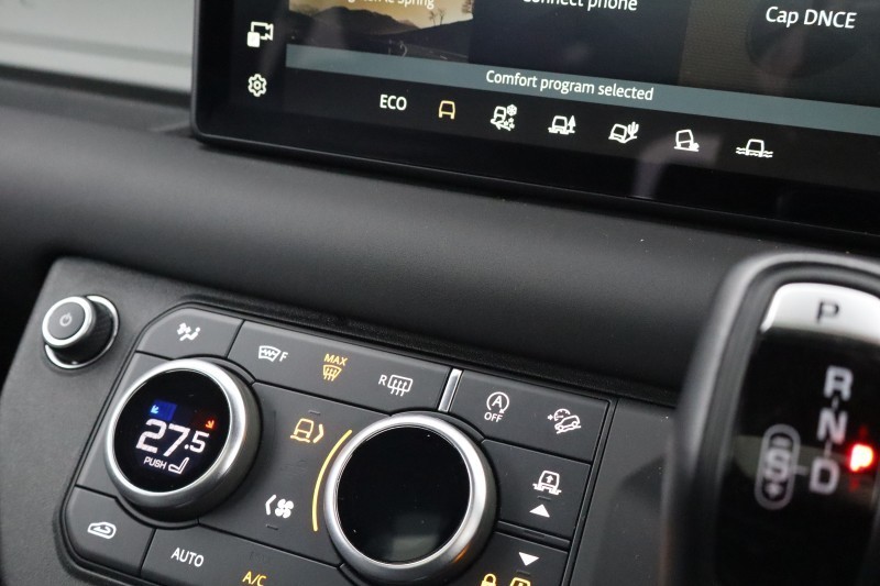 Used Land Rover Defender 2023 for sale - 77802075: Photo 33