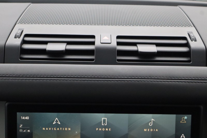 Used Land Rover Defender 2023 for sale - 77802075: Photo 35