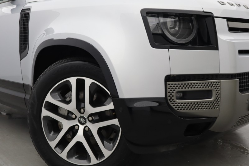 Used Land Rover Defender 2023 for sale - 77802075: Photo 39