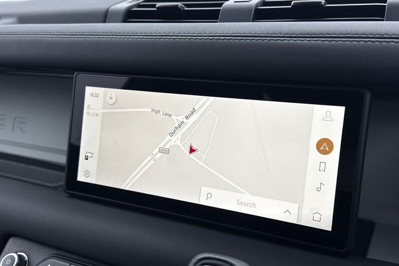 Used Land Rover Defender 2023 for sale - 77474746: Photo 11