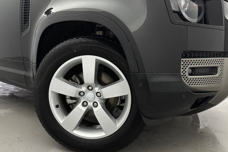 Used Land Rover Defender 2024 for sale - 77449918: Photo 38