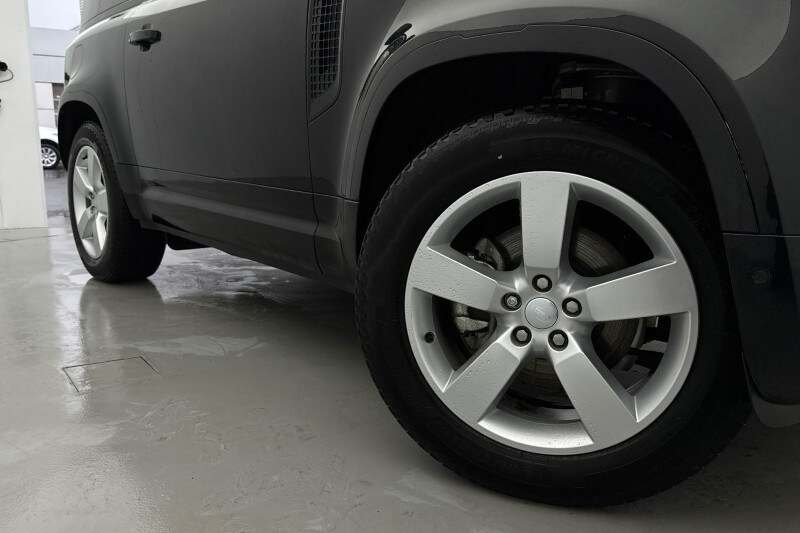 Used Land Rover Defender 2024 for sale - 77449918: Photo 40