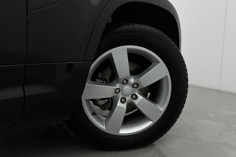 Used Land Rover Defender 2024 for sale - 77449918: Photo 45