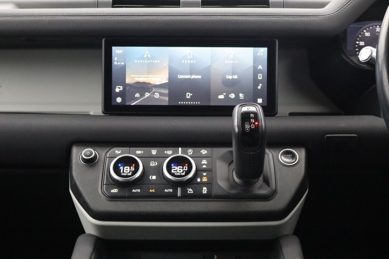 Used Land Rover Defender 2020 for sale - 77742677: Photo 13