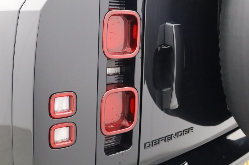 Used Land Rover Defender 2020 for sale - 77742677: Photo 18