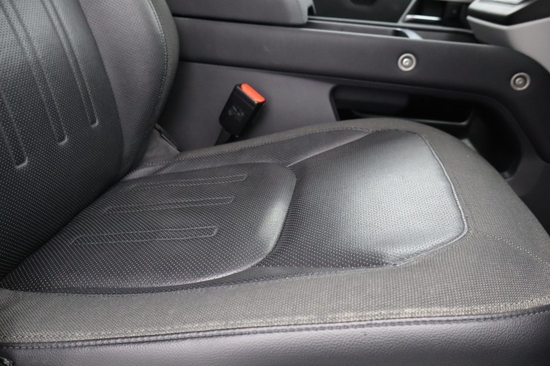 Used Land Rover Defender 2020 for sale - 77742677: Photo 23