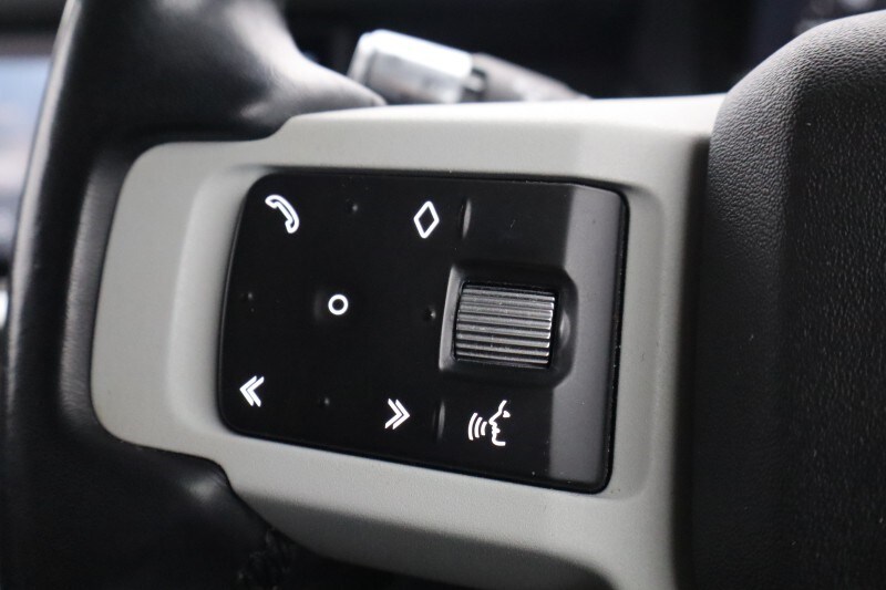Used Land Rover Defender 2020 for sale - 77742677: Photo 25