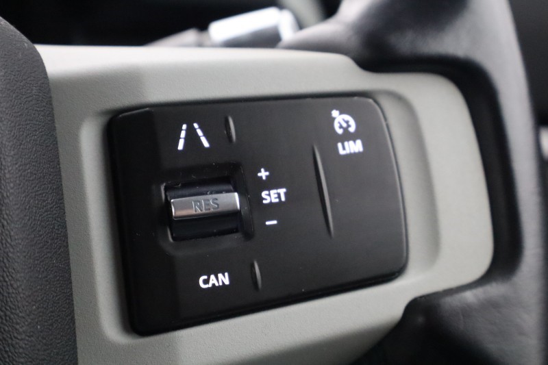 Used Land Rover Defender 2020 for sale - 77742677: Photo 26