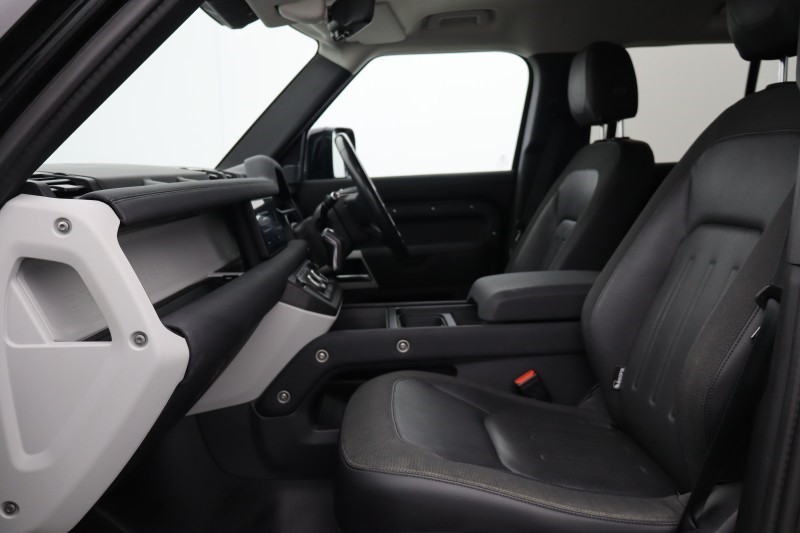 Used Land Rover Defender 2020 for sale - 77742677: Photo 3