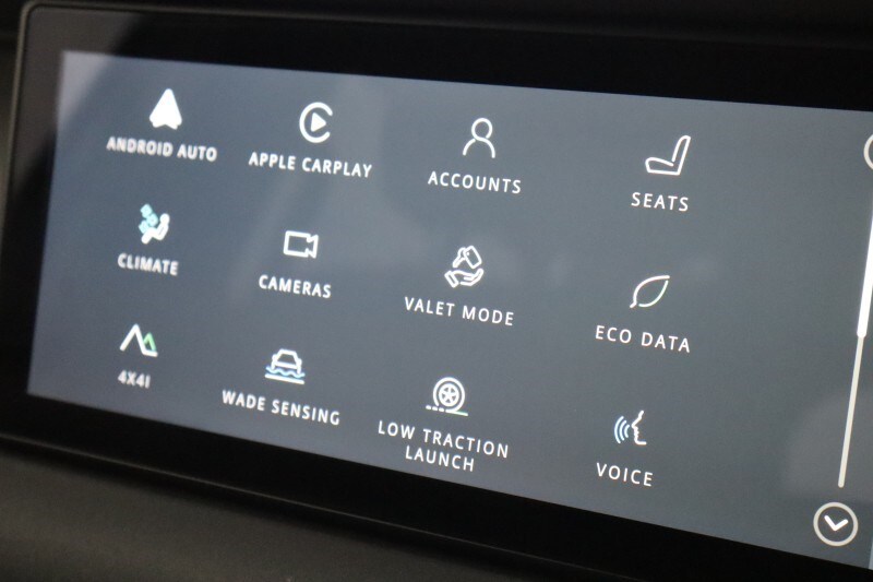 Used Land Rover Defender 2020 for sale - 77742677: Photo 31