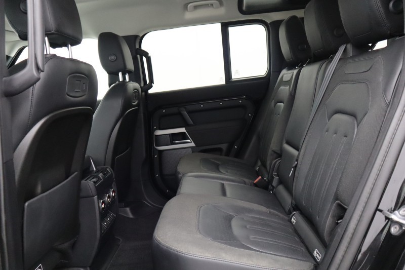 Used Land Rover Defender 2020 for sale - 77742677: Photo 4