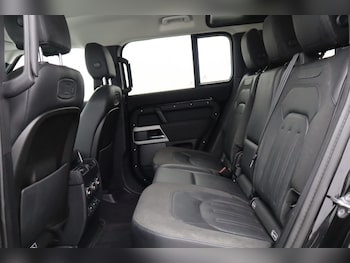 Used Land Rover Defender 2020 for sale - 77742677: Photo