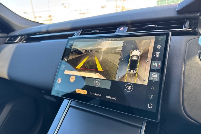 Used Land Rover Range Rover Velar 2023 for sale - 76984325: Photo 33