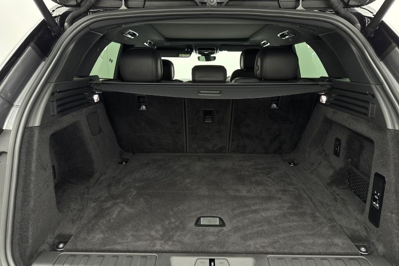 Used Land Rover Range Rover Sport 2024 for sale - 77802074: Photo 10