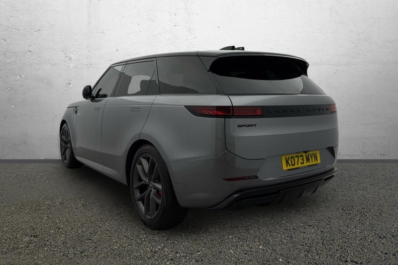 Used Land Rover Range Rover Sport 2024 for sale - 77802074: Photo 2