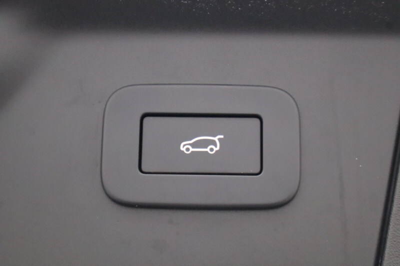 Used Land Rover Range Rover Velar 2023 for sale - 77813034: Photo 36