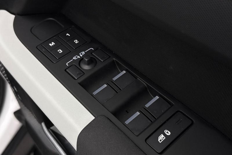 Used Land Rover Defender 2022 for sale - 77519410: Photo 23