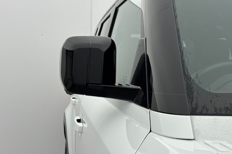 Used Land Rover Defender 2022 for sale - 77519410: Photo 47