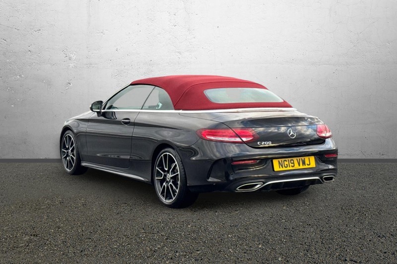 Used Mercedes-Benz C Class 2019 for sale - 76984314: Photo 2