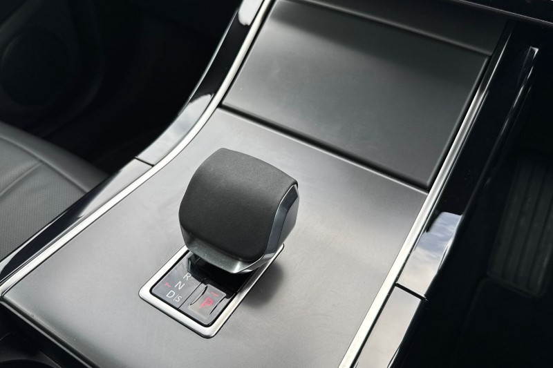 Used Land Rover Range Rover Evoque 2024 for sale - 76984302: Photo 13