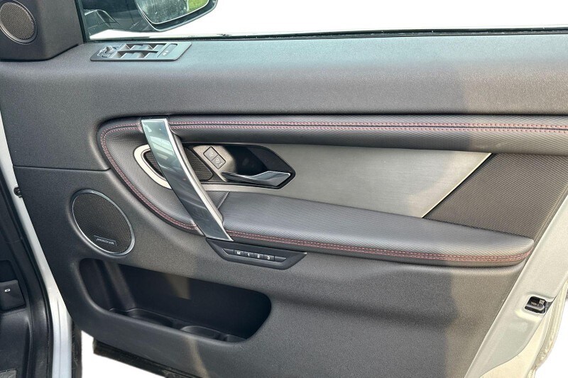 Used Land Rover Discovery Sport 2022 for sale - 77449932: Photo 22