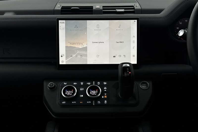 Used Land Rover Defender 2024 for sale - 77445777: Photo 14