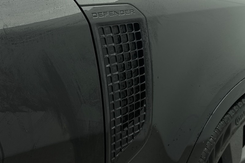 Used Land Rover Defender 2024 for sale - 77445777: Photo 20