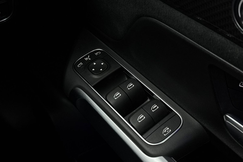 Used Mercedes-Benz GLB 2023 for sale - 77607122: Photo 24