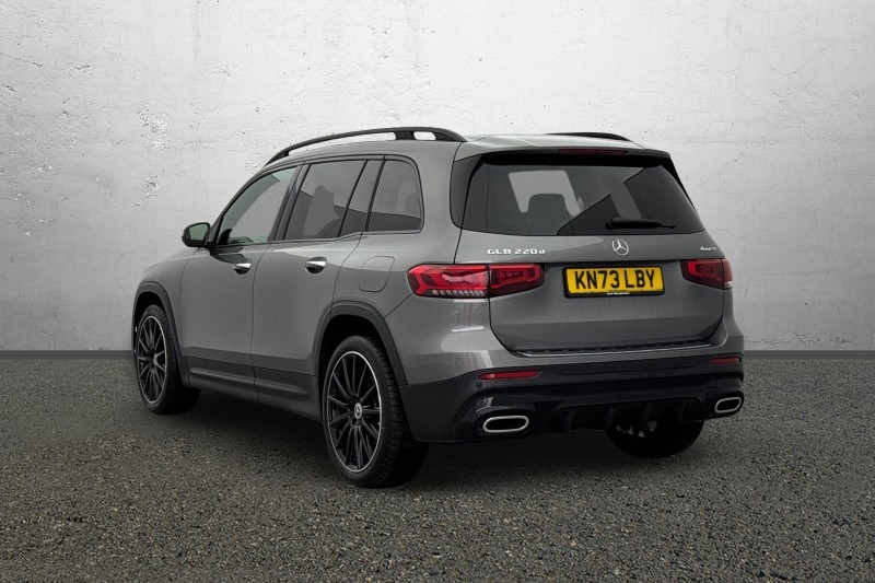 Used Mercedes-Benz GLB 2023 for sale - 77607122: Photo 3