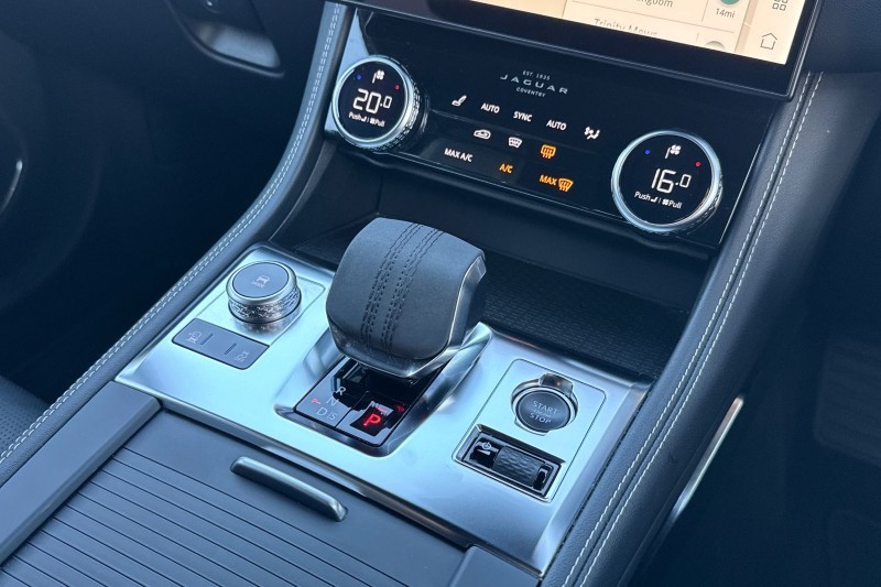 Used Jaguar F-Pace 2022 for sale - 76984298: Photo 13