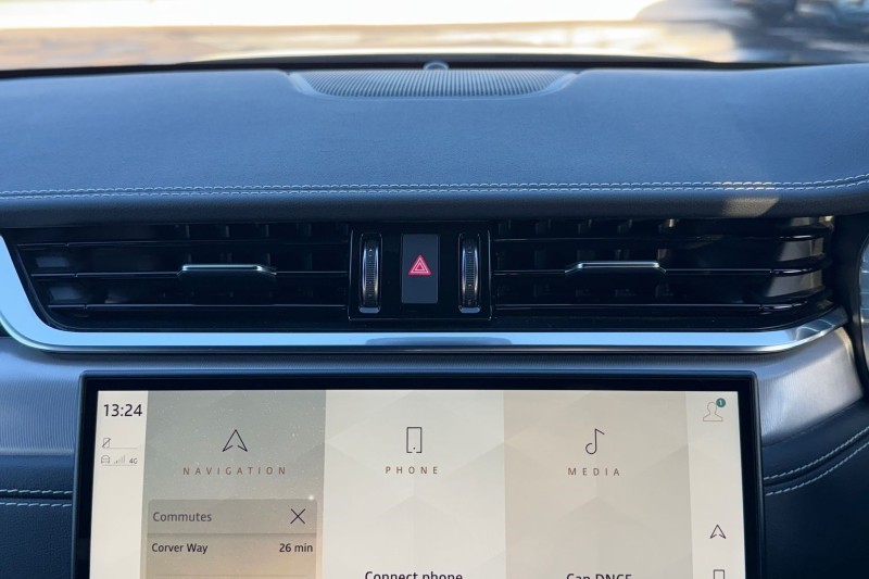 Used Jaguar F-Pace 2022 for sale - 76984298: Photo 33