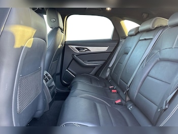 Used Jaguar F-Pace 2022 for sale - 76984298: Photo