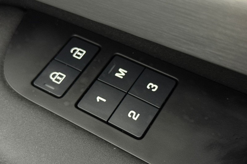 Used Land Rover Discovery 2024 for sale - 77461931: Photo 50